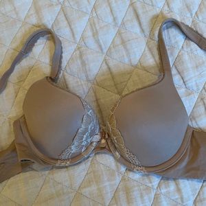 Victoria’s Secret push-up lace sz 32a